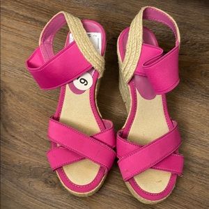 Magenta Nine West Wedges